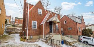 AVAILABLE JUNE 1ST!! 3 BEDROOM IN CARRICK! AVAILABLE JUNE 1ST!! 3 BEDROOM IN CARRICK! Gallery 3