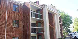 Large first floor condo for rent! 1034-3 Blue Ridge Dr. Gallery 3