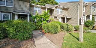 Water Views, Sunlit Spaces & Beach Days Ahead—Find YOUR HOME in Herons Cove! 2BR/2.5BA Condo available NOW Gallery 1