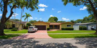 8907 Southwest 49th Court Gallery 2