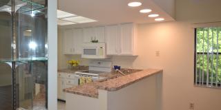 226 Woodlake Wynde Gallery 6