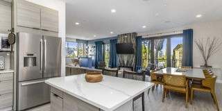 137 North Doheny Drive Gallery 9