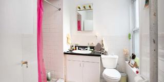 518 E 11th St Gallery 8