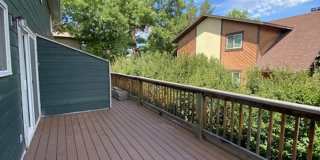 3 Bedroom 2 1/2 Bathroom Townhouse- CLOSE TO MSU- Gallery 1