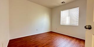 Single Family Home 3 Beds, 2.5 bath, 1 car garage Gallery 15