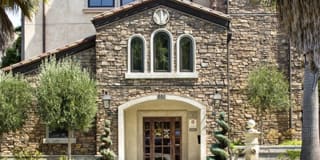 885 Woodside Gallery 6