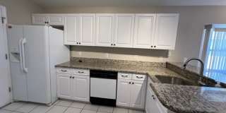 645 W Sunbird Path Gallery 10