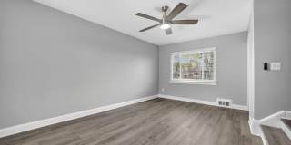 35 CRITTENDEN Street NE Gallery 11