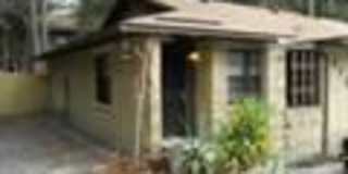 1723 SW 68 Terrace Gallery 1
