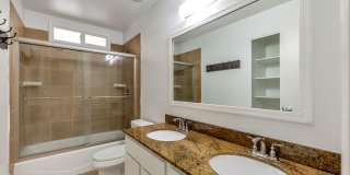 5-Bedroom Tempe Home with Private Pool, Guest House & Garage Near ASU Gallery 18