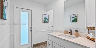 8101 W Lake Dr Gallery 21