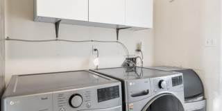 700 N Surrey Ave Gallery 19