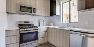 1751 Malcolm Ave - Student Housing Gallery 14