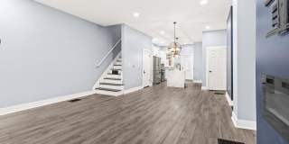 640 Neil Avenue Gallery 18