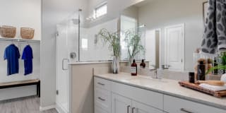 Vlux at Queen Creek Gallery 5