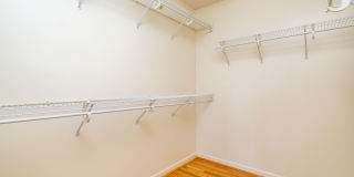 170 Manchester Drive Gallery 16