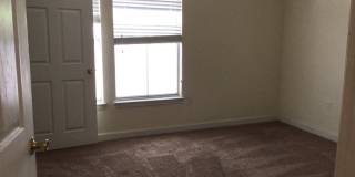Equestrain Park 2 bedroom + 2 bathroom condo Gallery 16