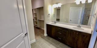 Four-Bedroom Home Near Shooting Star Park in Washington Fields Gallery 13