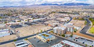 Furnished, Short term or long term Condo with community Pool Gallery 17