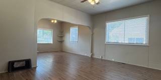 Available now! 2bed/1.25bath Close to Downtown Lodi Gallery 11