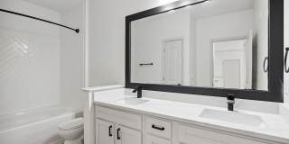 Enclave at Rivergate Gallery 29