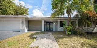 16770 Lakeview Court Gallery 3