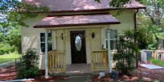 Quiet Country Living - 2BR / 2BA Gallery 1