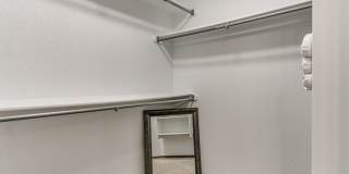 2812 Victoria Drive Gallery 23