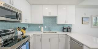 1703 N TAMIAMI TRAIL Gallery 14