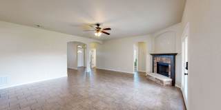 2 WEEKS FREE RENT + $1,895 ONE STORY 4 BEDROOM WITH 3 FULL BATHS Gallery 23