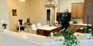 Spacious 4BR House in Pflugerville Gallery 9