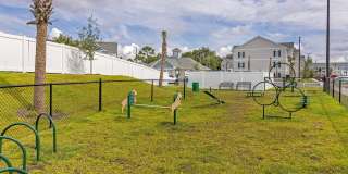 Pointe Grand Apartment Homes Gallery 10