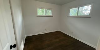 2203-2205 McGuffey Rd. Gallery 12