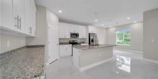 543 McArthur Boulevard Gallery 12