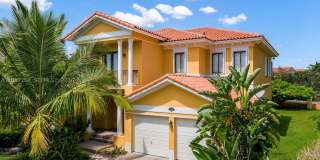 7833 SW 194th Ter Gallery 1
