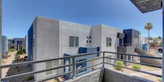 Cascade Gallery 27