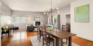 3bd/2.5ba Seattle Home Gallery 7