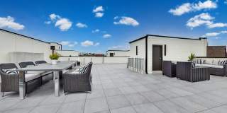 5035 N. Lincoln Ave Gallery 6