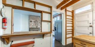 Available AUGUST 2026 - MAGNIFICENT MT. WASHINGTON 5 BEDROOM MASTERPIECE OF A HOME! PRIME LOCATION WITH A GARAGE, CENTRAL AIR AND IN-UNIT LAUNDRY!!! Gallery 11