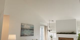 607 Eastview Court Gallery 1