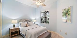 7832 Hawthorne Drive Gallery 19