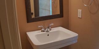 Secluded Hill Country home on huge lot! Gorgeous home in tranquil setting! Secluded Hill Country home on huge lot! Gorgeous home in tranquil setting! Gallery 8