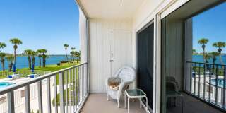 Beautiful Furnished Riverfront Condo Beautiful Furnished Riverfront Condo Gallery 29