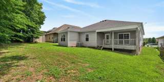 Pet Friendly Four Bedroom! Gallery 36