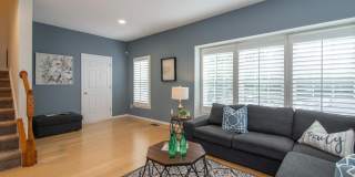 205 DEVON Court Gallery 10