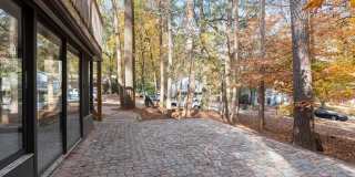 1213 Hanover Place Gallery 23