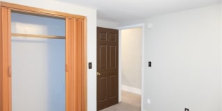 82 Fargo Gallery 11