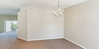 Spacious 3BR Townhome in Fort Myers Gallery 13