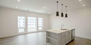 The Earl Apartments and Twin Homes Gallery 46