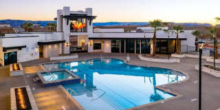 Jaw dropping Desert Color home! Gallery 23